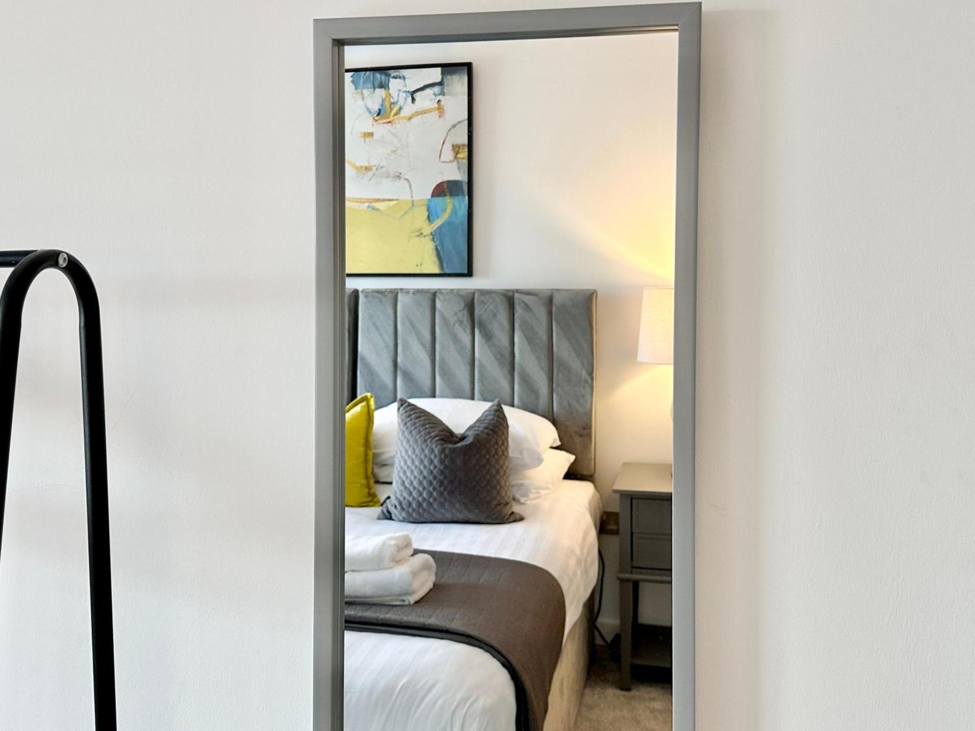 Icona Luxury Apartment With Minster Views & Allocated Parking York Dış mekan fotoğraf